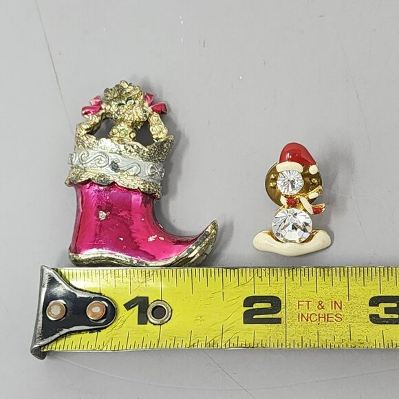 Vintage Christmas Brooch Pin Snowman & Boot Holiday Jewelry Red Green‎ Gold Tone - Picture 5 of 6